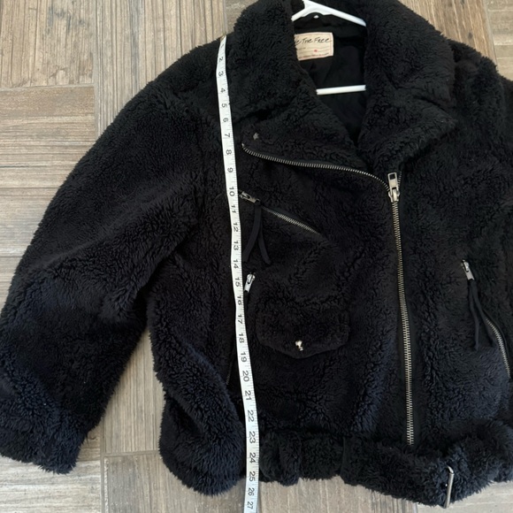 FREE PEOPLE So Cozy Slouchy Fleece Moto Jacket In Black size medium - Picture 10 of 11